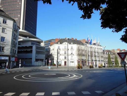 Vue de Place du Cirque à Nantes