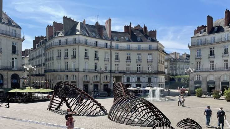 Vue de Place Graslin à Nantes