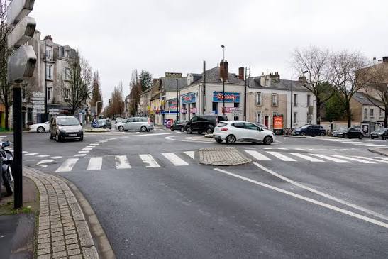 Vue de Rond-Point de Rennes à Nantes